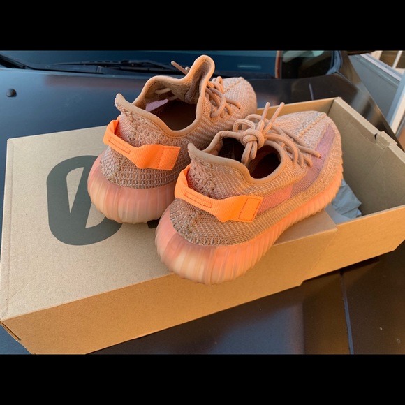 adidas gazelle silver green womens adidas Men's Yeezy Boost 350 V2 "Mono Clay"